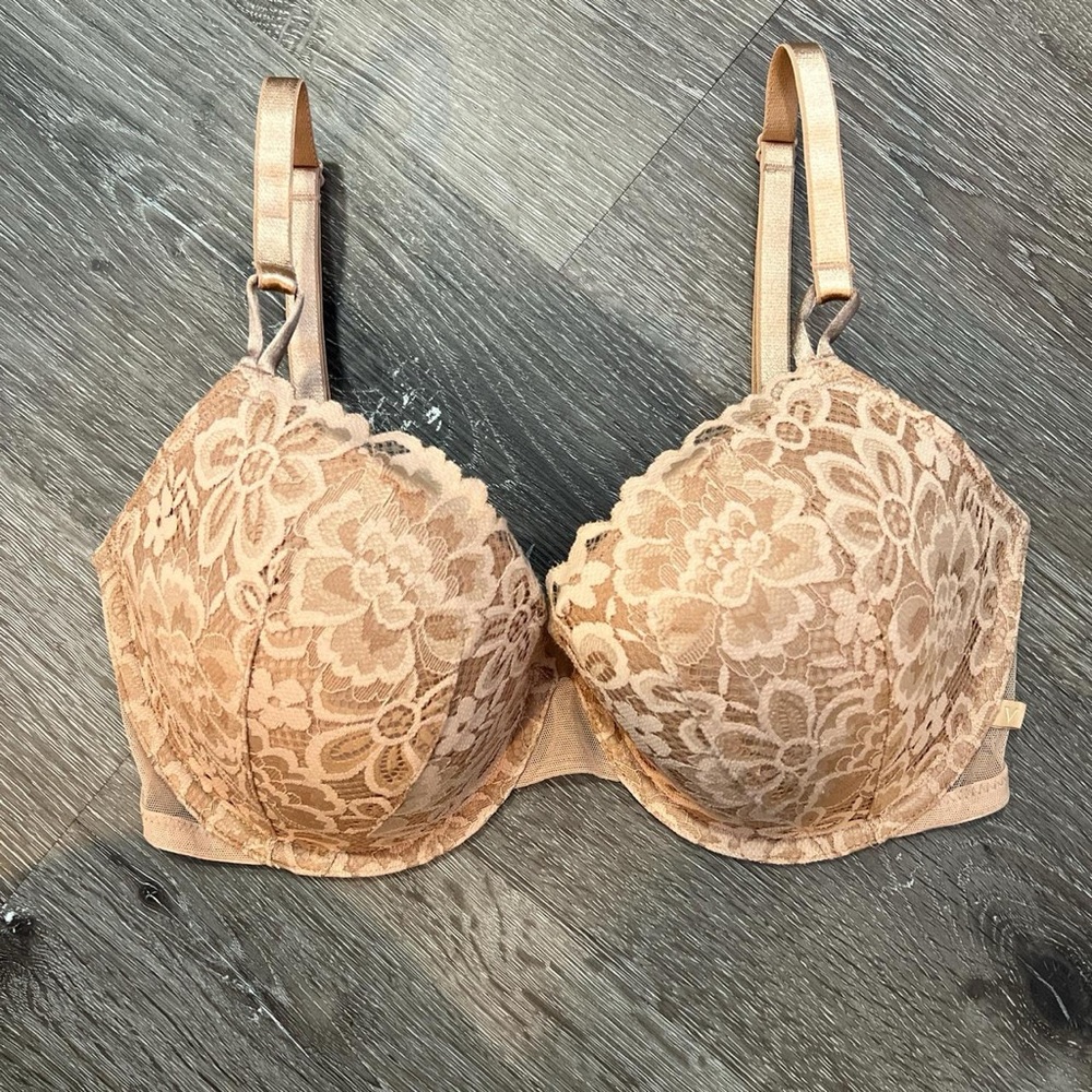 Victoria’s Secret bra